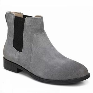 PRICE DROP Vionic Alana Gray Stretch Gore Water Repellent Suede Chelsea Boots 11